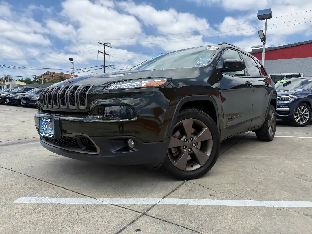 2016 Jeep Cherokee 75th Anniversary's photo