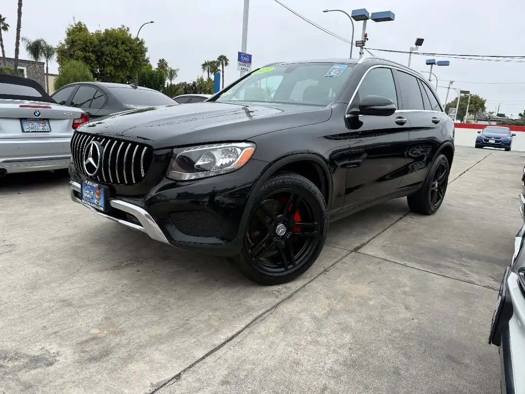 2019 Mercedes-Benz GLC GLC300's photo