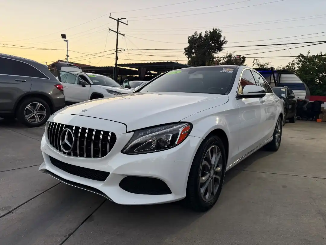 2016 Mercedes-Benz C-Class C300 4MATIC's photo