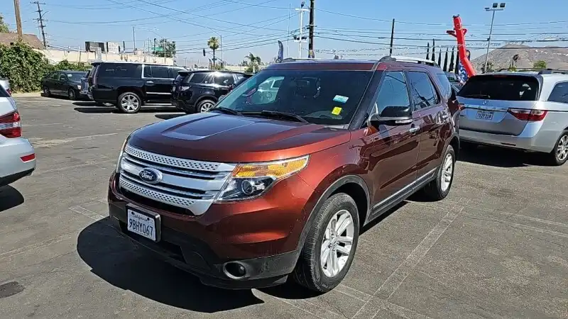 2015 Ford Explorer XLT's photo