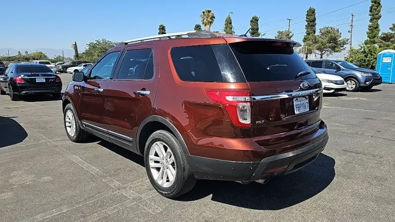 2015 Ford Explorer XLT photo 5