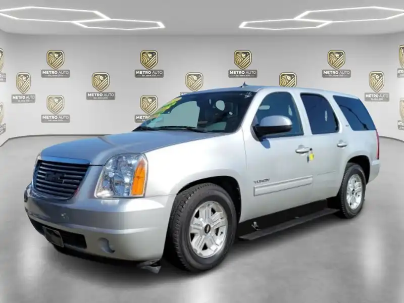 2011 GMC Yukon 2WD SLT's photo