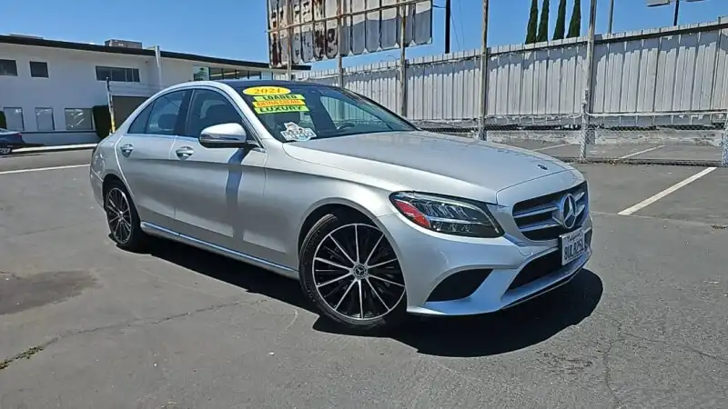 2021 Mercedes-Benz C-Class C300's photo