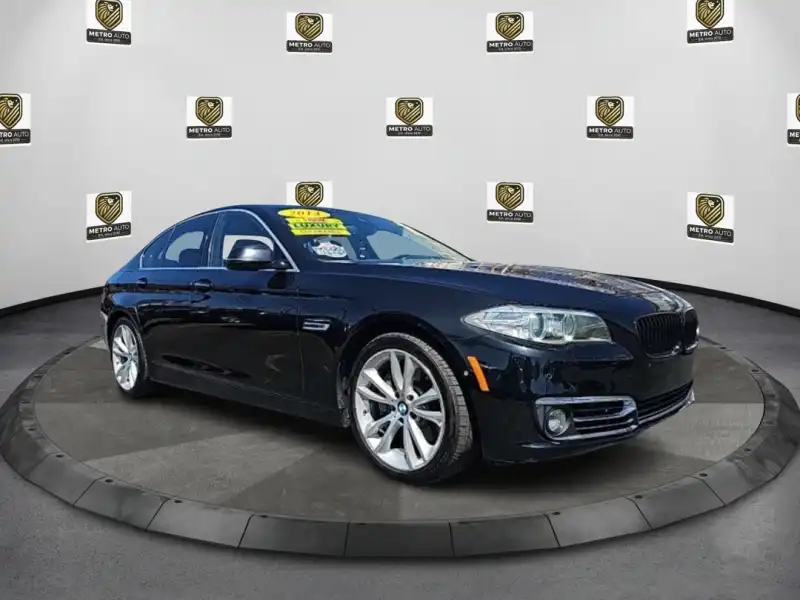 2014 BMW 5 Series 535i Sedan's photo