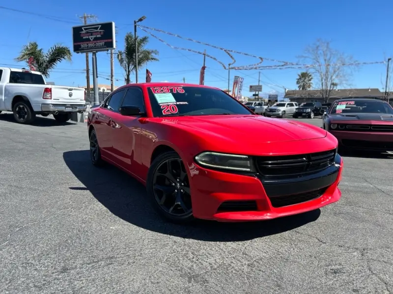 2020 Dodge Charger SXT photo 5