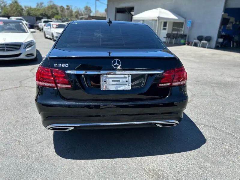 2014 Mercedes-Benz E-Class E350 Luxury photo 3