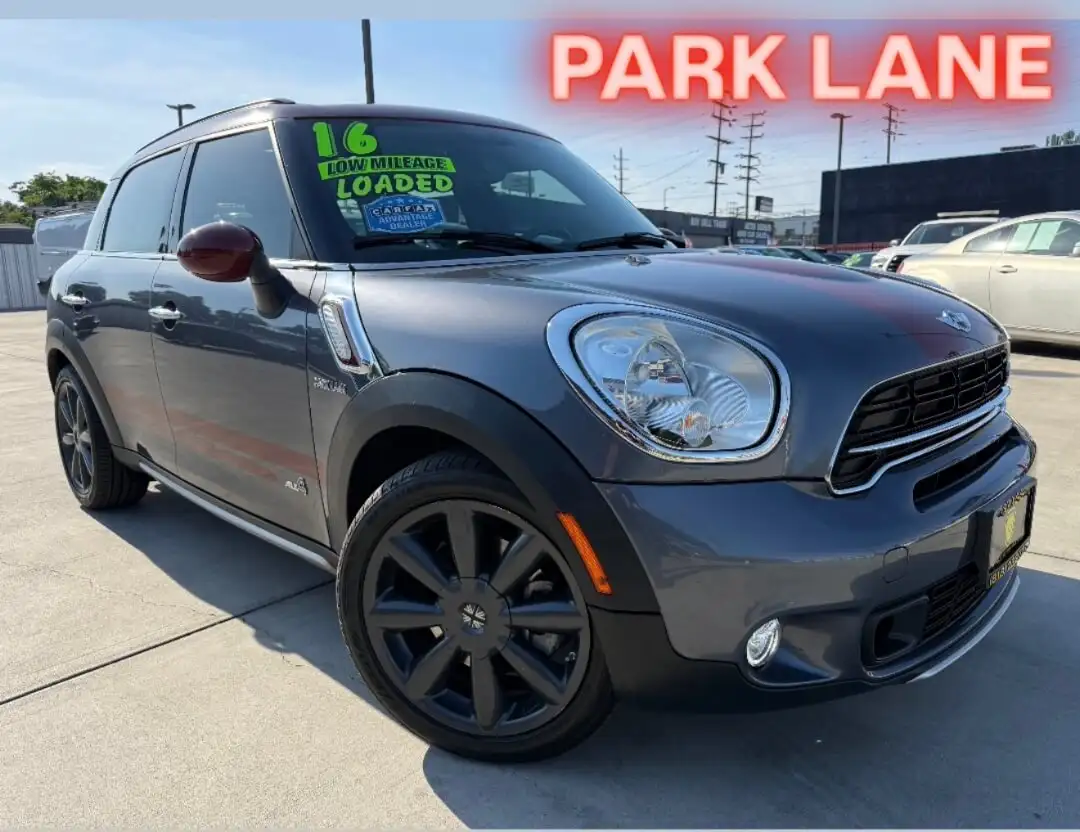 2016 MINI Countryman Countryman S ALL4's photo