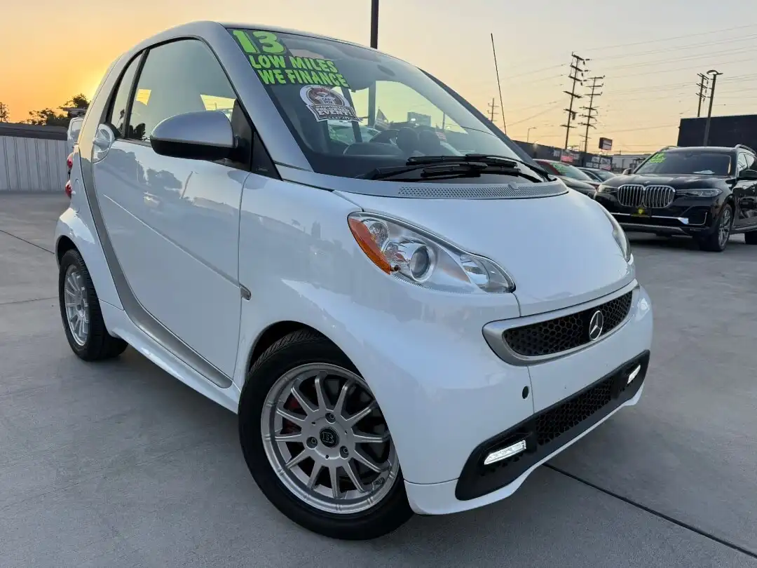 2013 smart fortwo passion's photo