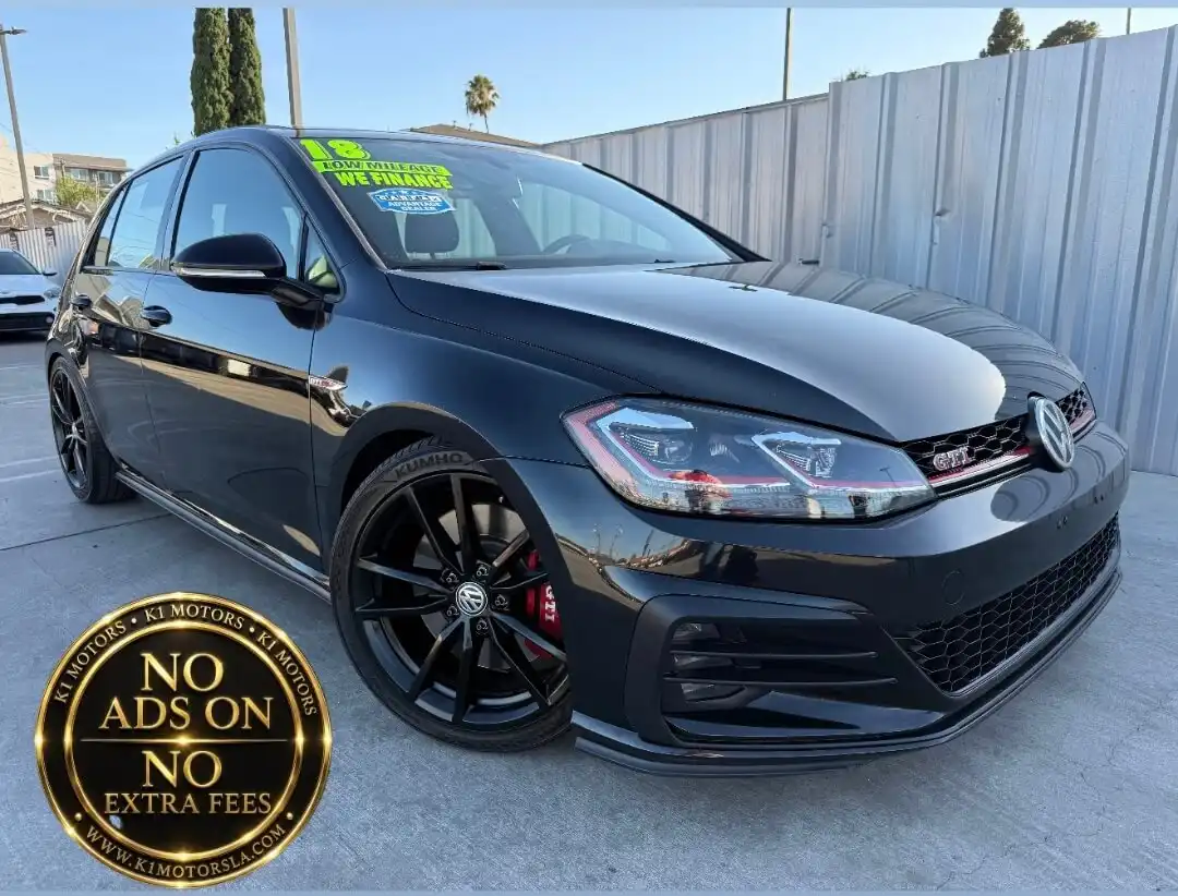 2018 Volkswagen Golf GTI 2.0T SE 4-door's photo