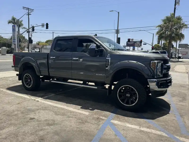 2019 Ford F-250 XLT 4x4 Crew Cab 160 in's photo