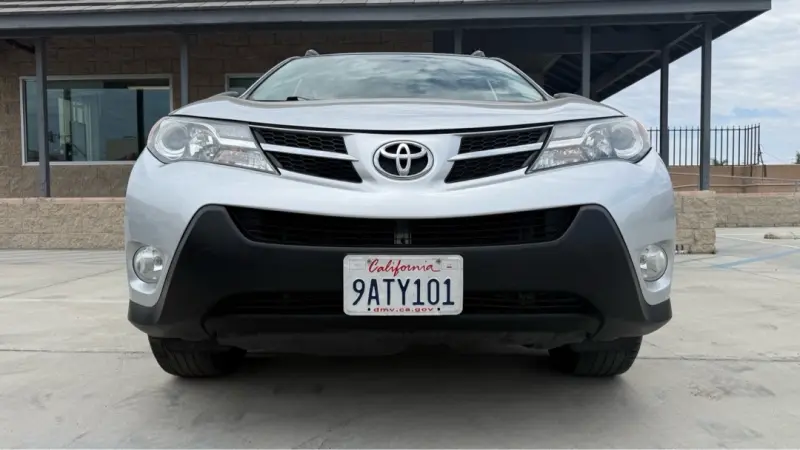 2013 Toyota RAV4 Limited photo 3