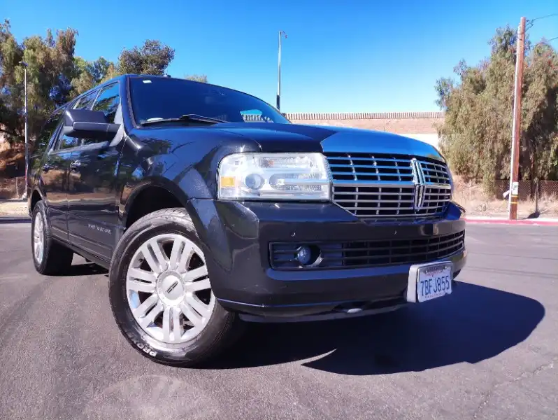 2013 Lincoln Navigator 4x2's photo
