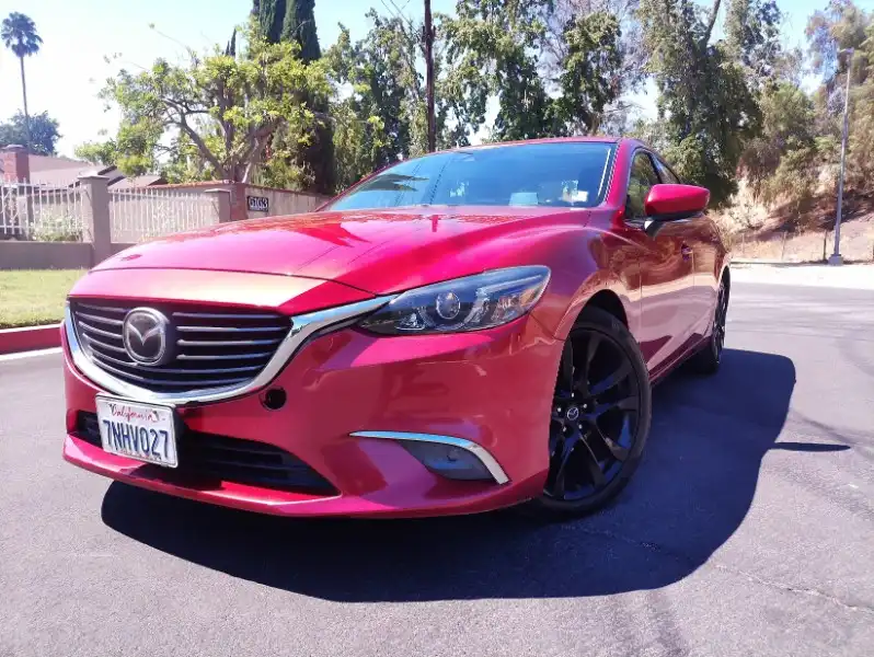 2016 Mazda EZ-6 i Grand Touring Auto's photo