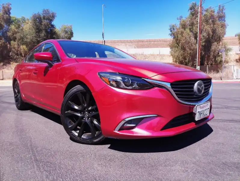 2016 Mazda EZ-6 i Grand Touring Auto's photo