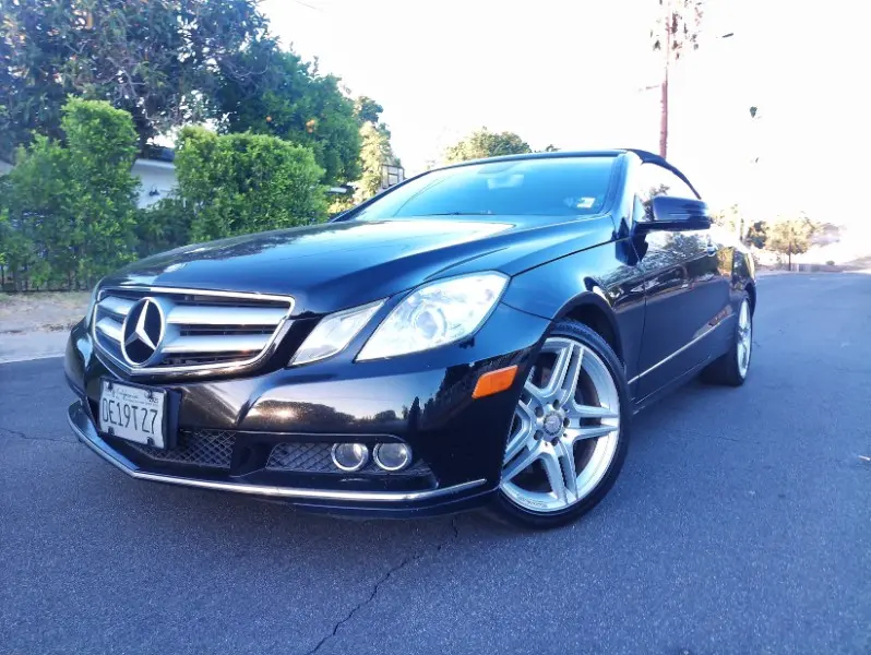 2011 Mercedes-Benz E-Class E350 photo 3