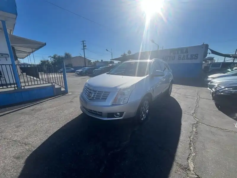 2015 Cadillac SRX FWD Luxury Collection's photo