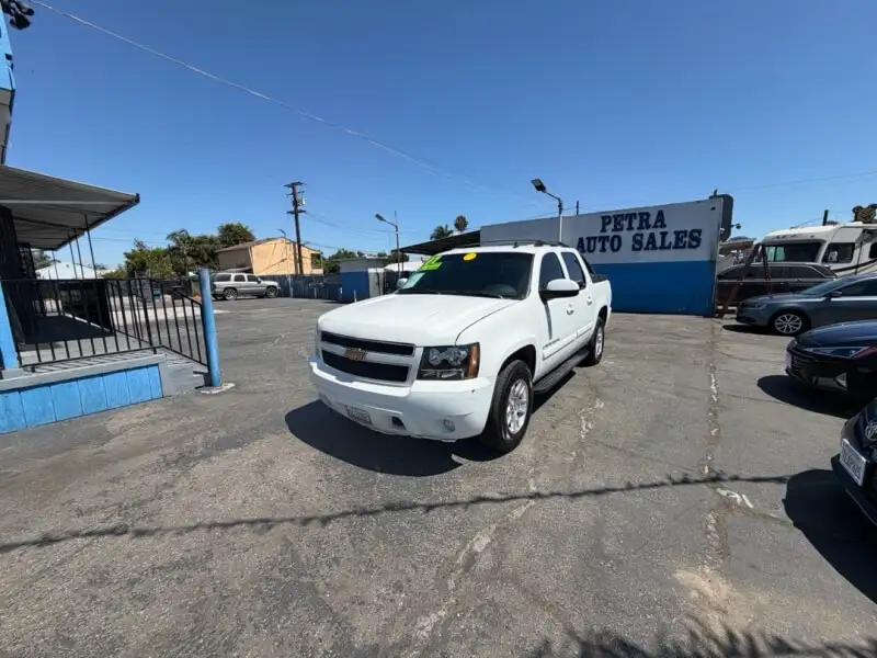 2007 Chevrolet Avalanche 2WD Avalanche w/1LT's photo