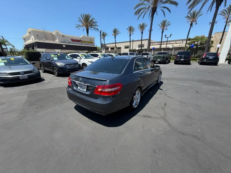 2013 Mercedes-Benz E-Class E350 Luxury photo 5