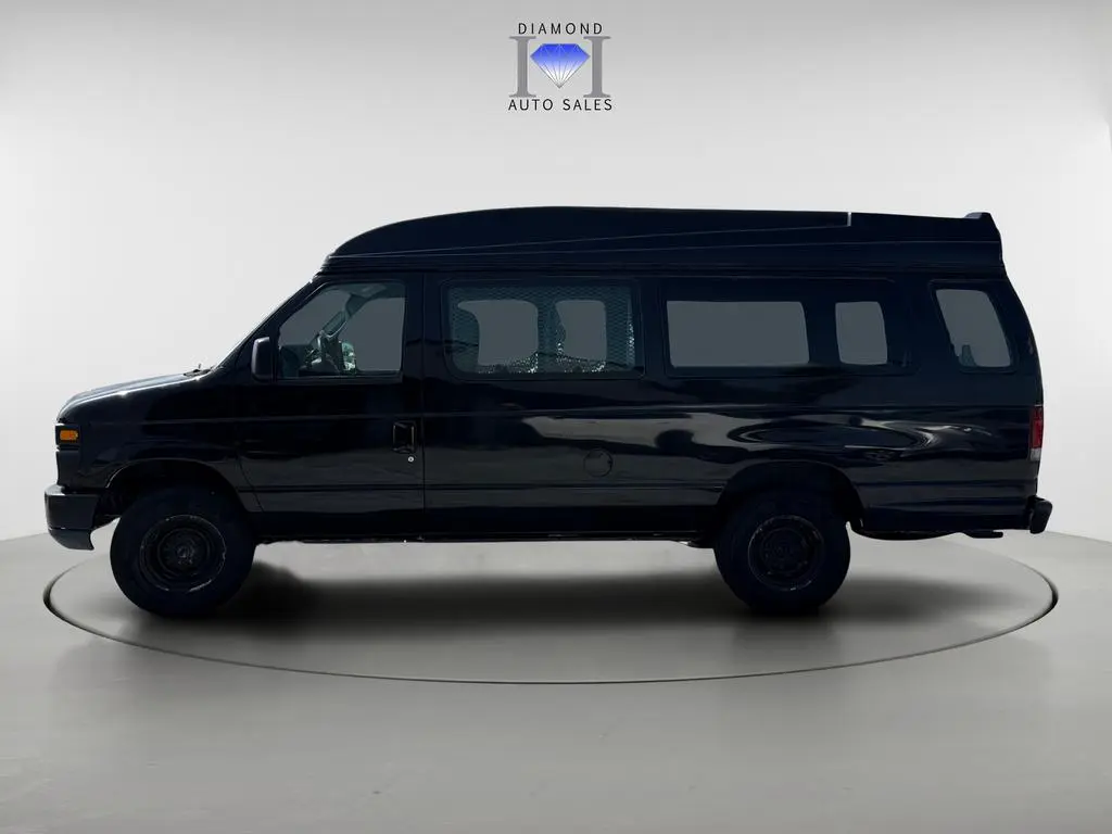 2009 Ford E-Series E-250 Extended photo 4