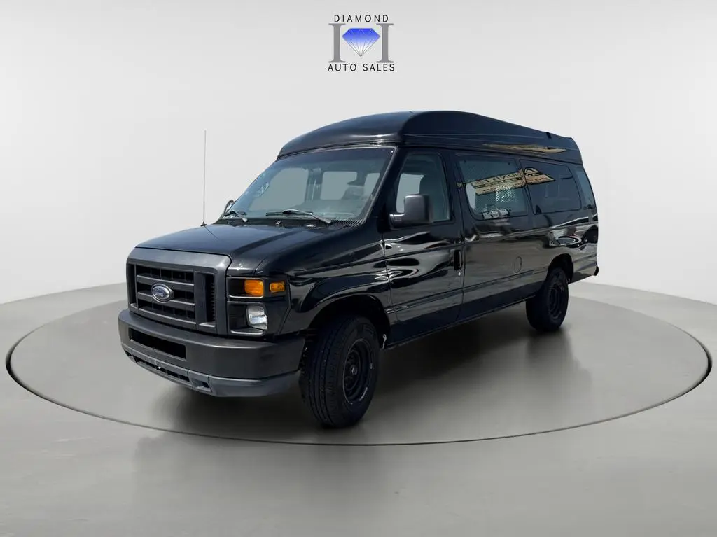 2009 Ford E-Series E-250 Extended photo 3