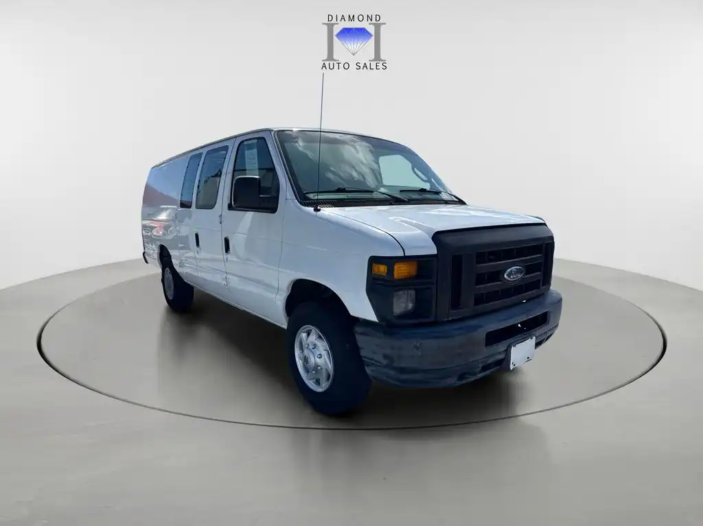 2012 Ford E-Series E-250 Extended's photo