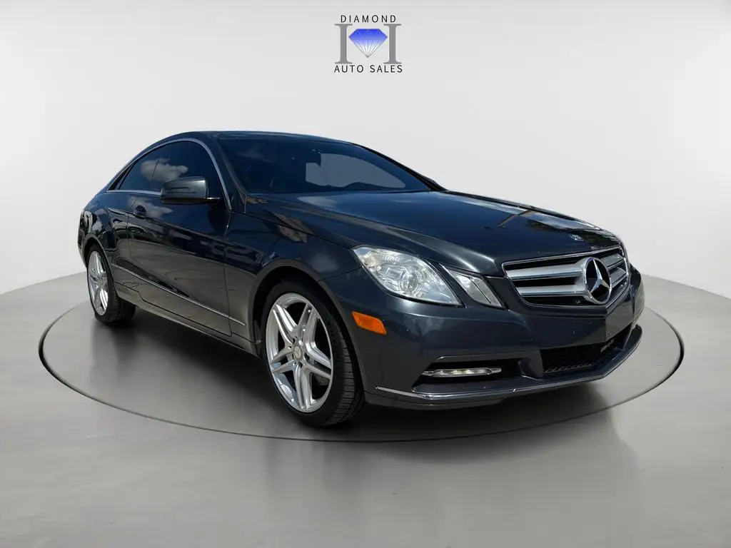 2013 Mercedes-Benz E-Class E350 photo 1