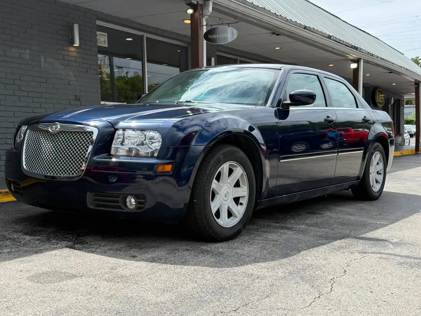 2005 Chrysler 300 Touring's photo
