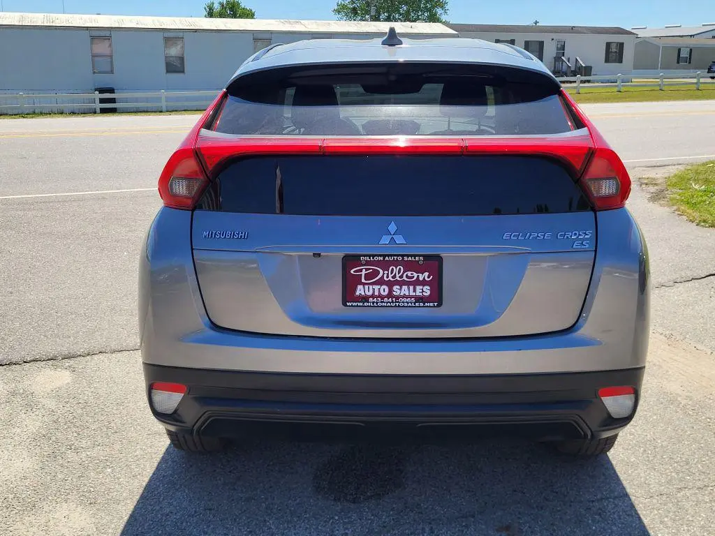 2019 Mitsubishi Eclipse Cross ES 2WD photo 3