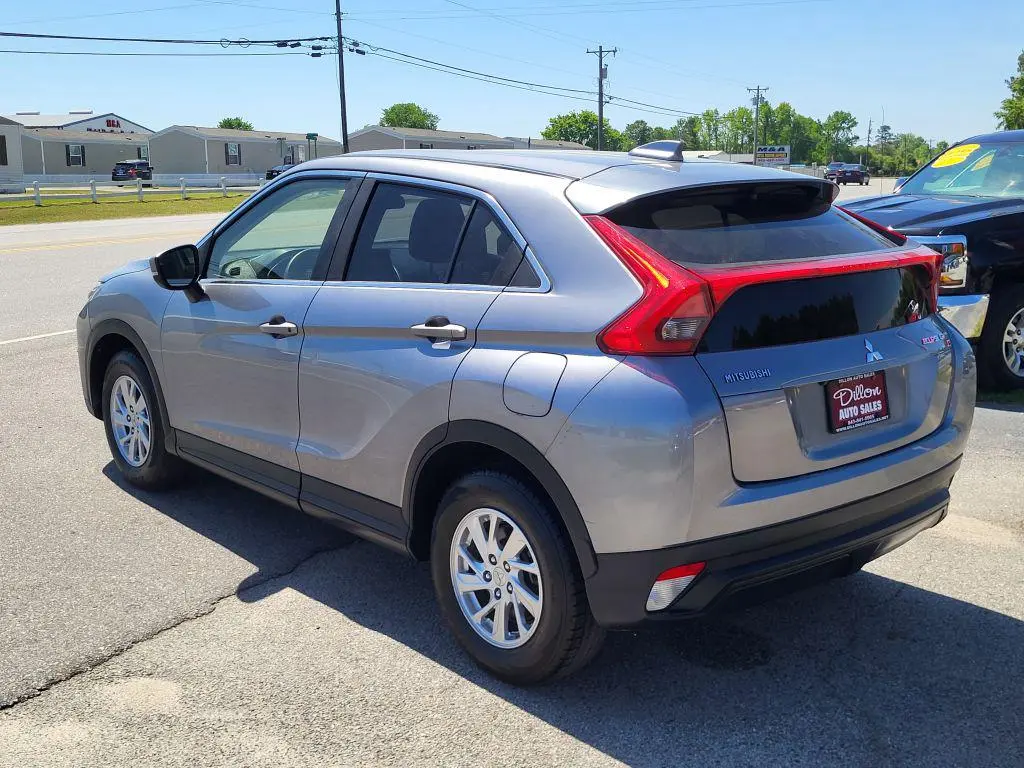 2019 Mitsubishi Eclipse Cross ES 2WD photo 5