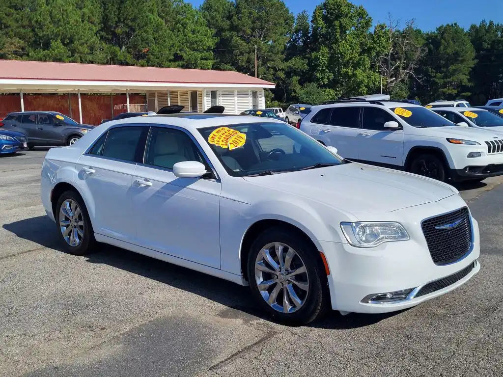 2019 Chrysler 300 Touring L AWD's photo