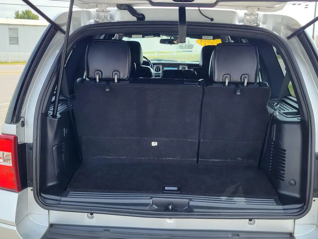 2017 Ford Expedition Limited photo 4