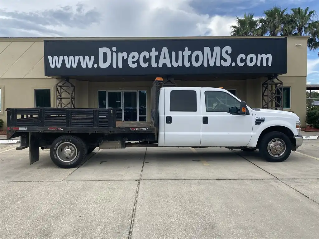 2009 Ford F-350 XL Crew Cab DRW 176 in's photo