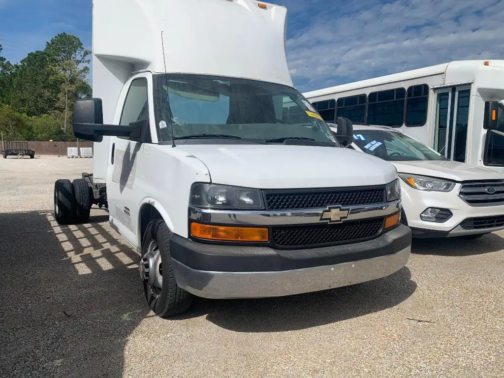 2012 Chevrolet Express undefined photo 1