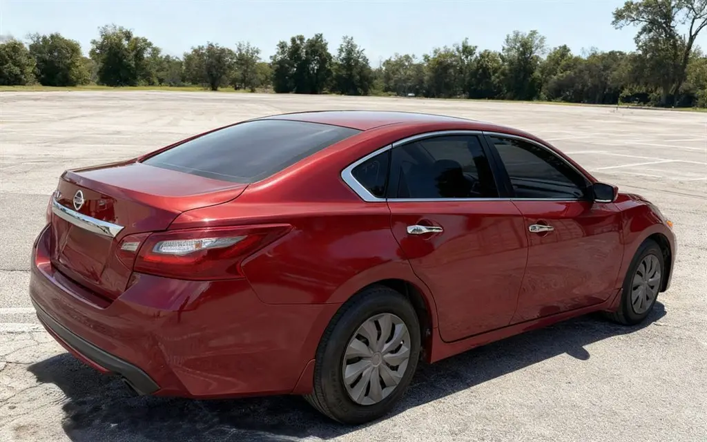 2018 Nissan Altima 2.5 S photo 5
