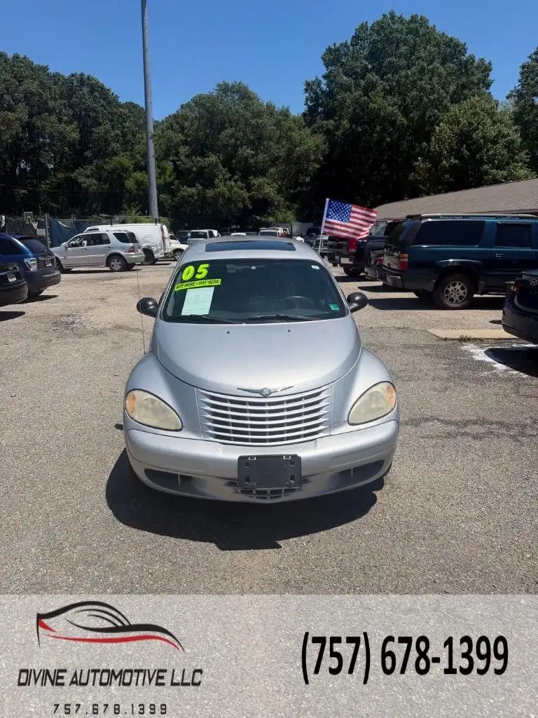 2005 Chrysler PT Cruiser Touring Edition's photo
