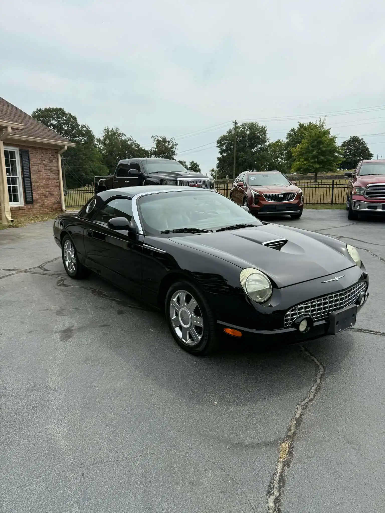 2005 Ford Thunderbird Deluxe's photo