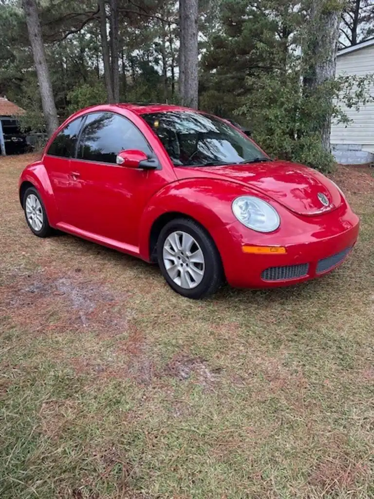 2009 Volkswagen Beetle 2.5's photo