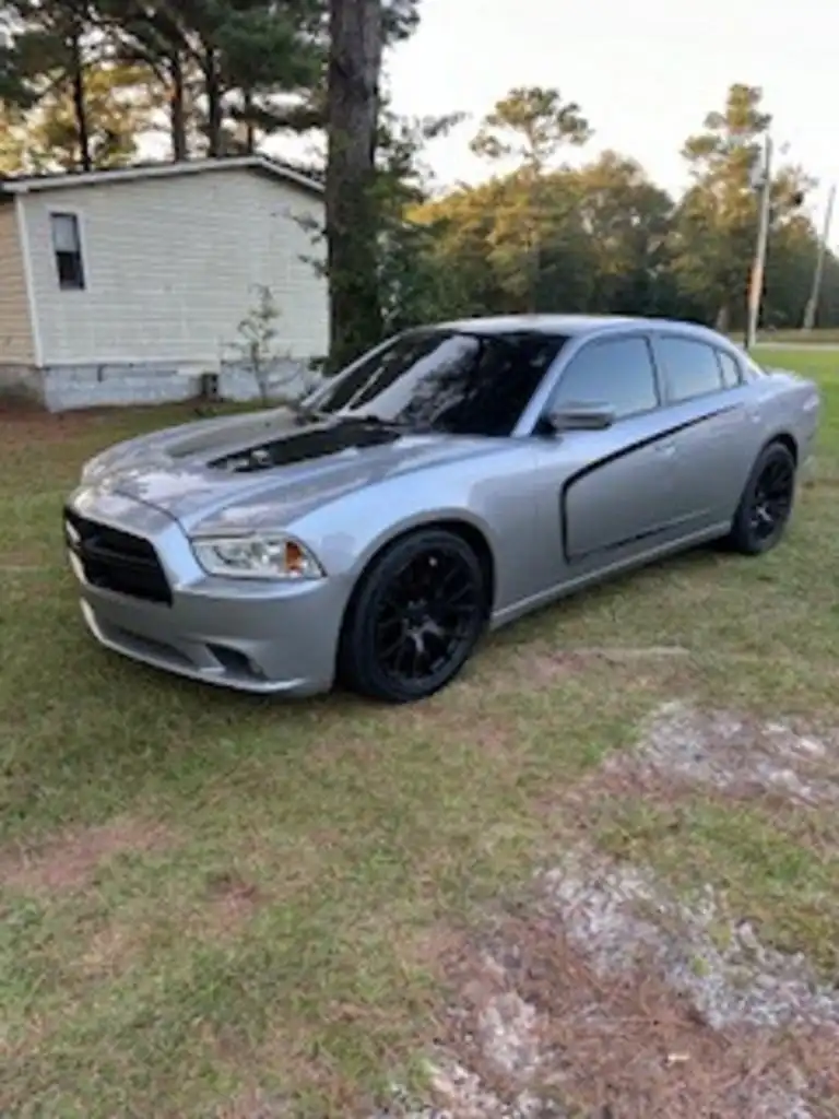 2011 Dodge Charger R/T's photo