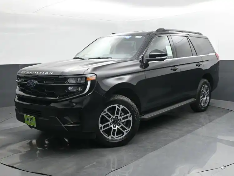 2026 Ford Expedition Active 4x4's photo