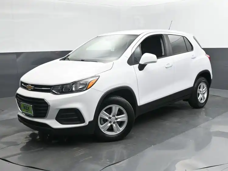 2020 Chevrolet Trax LS AWD's photo