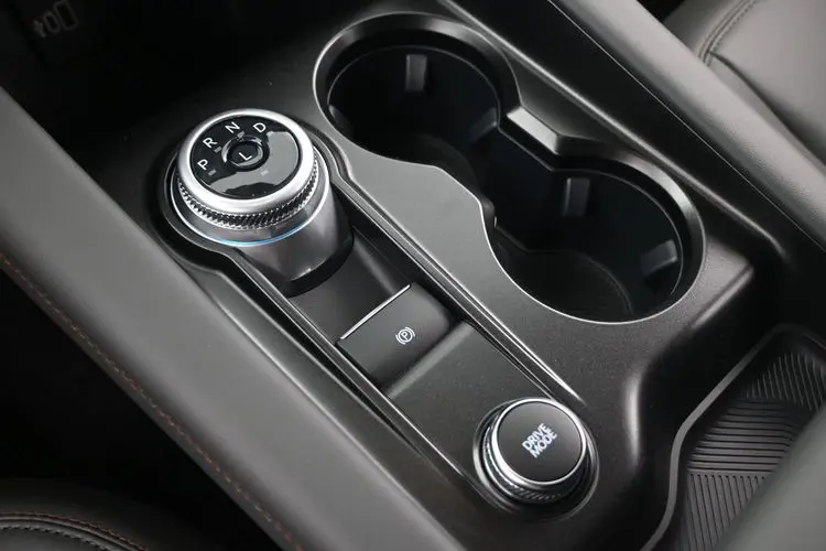 2026 Ford Explorer Active 4WD photo 5