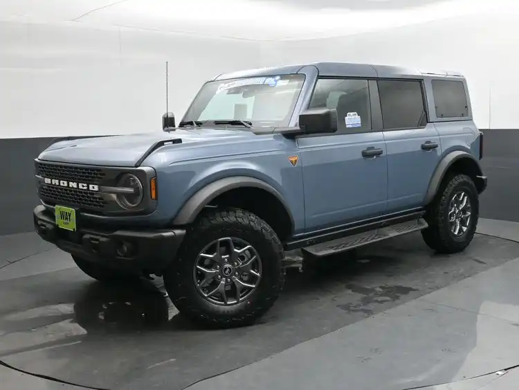 2025 Ford Bronco Badlands 4x4's photo