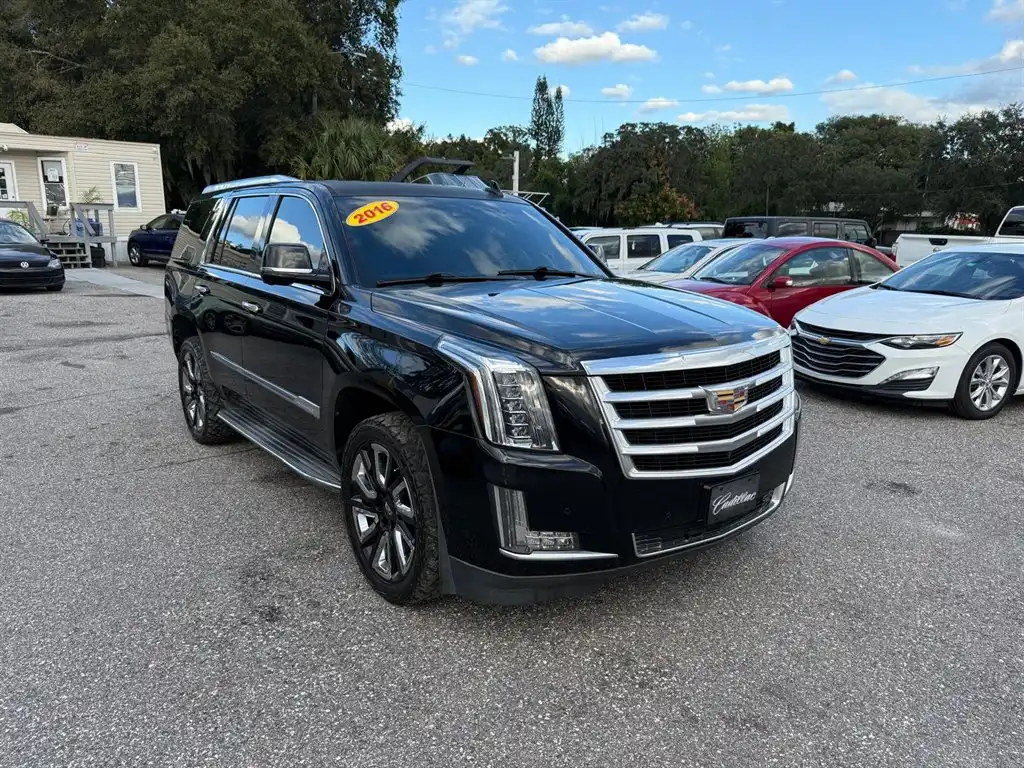 2016 Cadillac Escalade AWD Luxury's photo