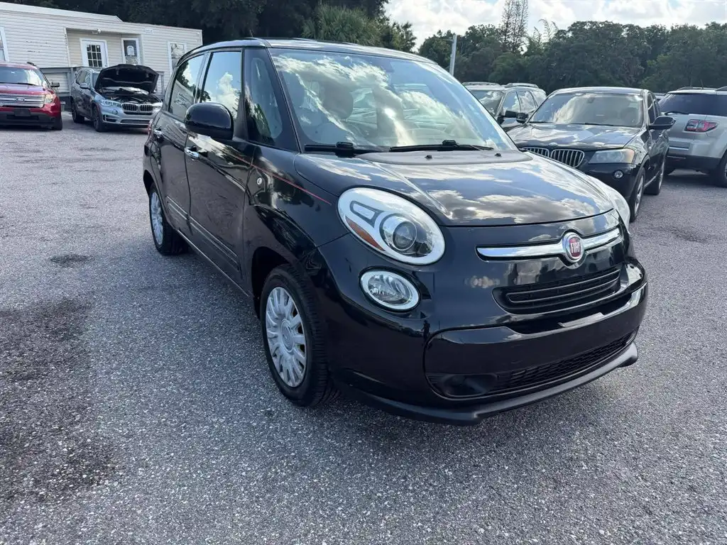 2014 FIAT 500L Pop's photo