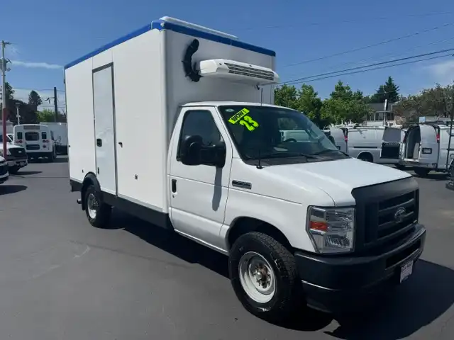 2023 Ford E-Series SRW E-350 Super Duty 138 in WB's photo
