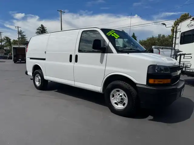2020 Chevrolet Express 2500 Work Van HD's photo