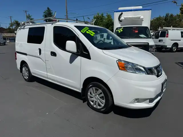 2020 Nissan NV200 SV's photo