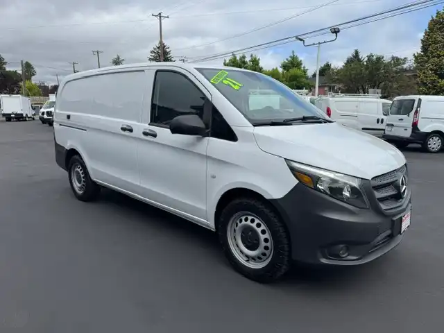 2021 Mercedes-Benz Metris 126" WB Cargo's photo