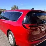 2025 Chrysler Pacifica Select photo 3