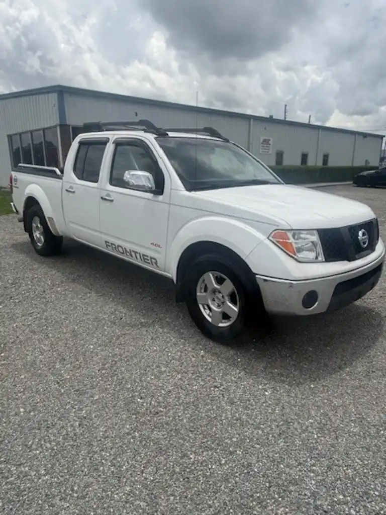 2008 Nissan Frontier SE Crew Cab 4X2 AT LWB's photo